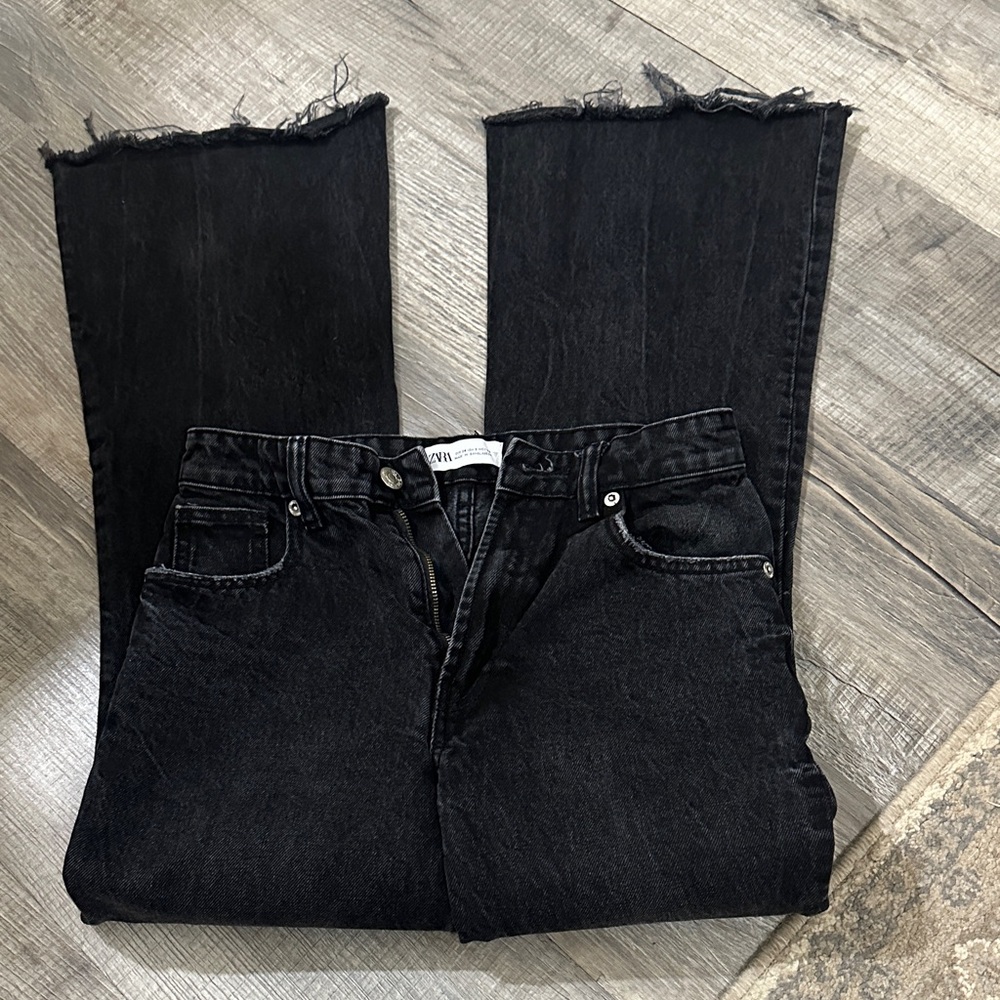 Zara Black Straight Leg Women Jeans